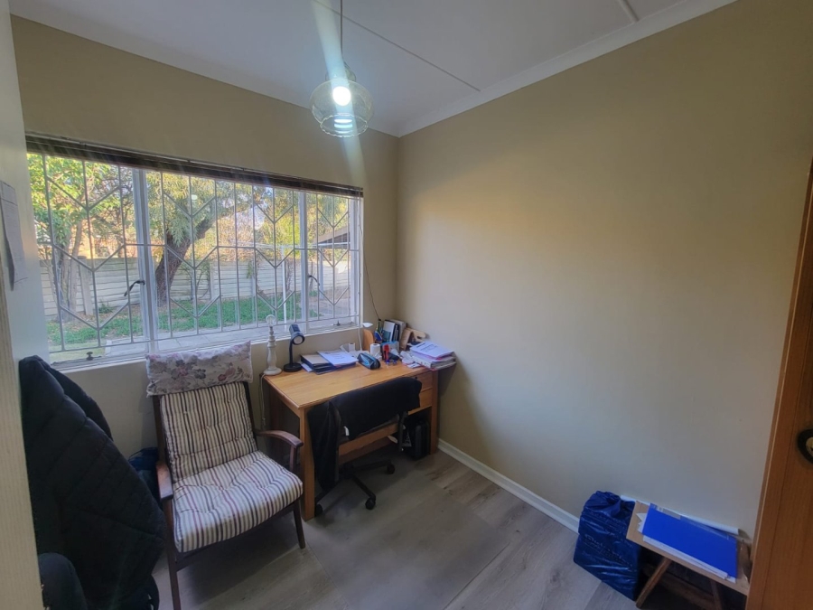 5 Bedroom Property for Sale in Suidrand Free State